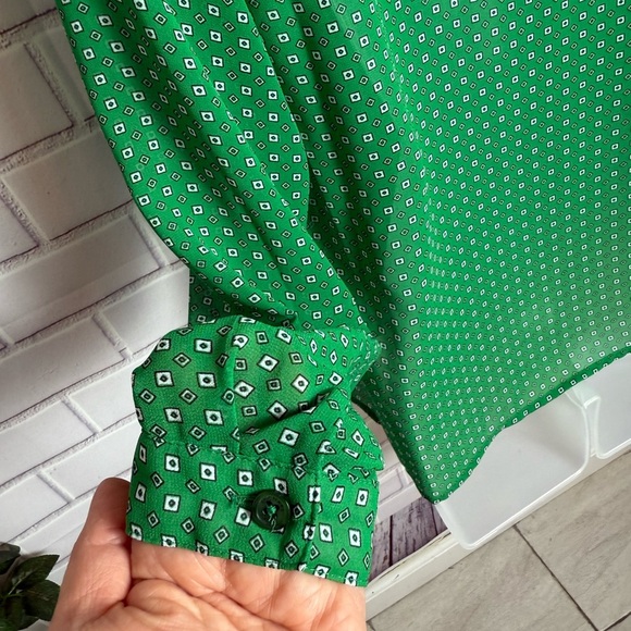 MICHAEL Michael Kors Green Long Sleeve Tie Front Blouse/size PS - Picture 3 of 10